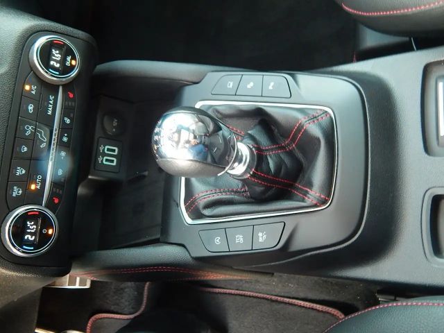 Ford Focus ST Line Wagon