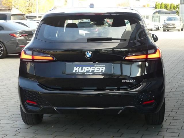 BMW 220 220i M-Sport