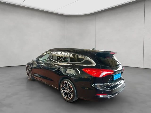 Ford Focus ST Line Wagon