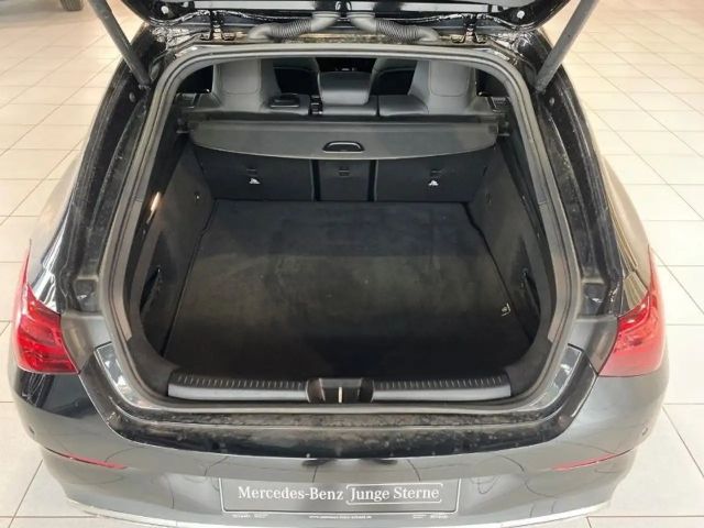 Mercedes-Benz CLA 200 AMG Line Coupé