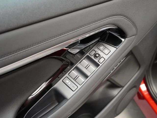 Land Rover Range Rover Evoque P300e