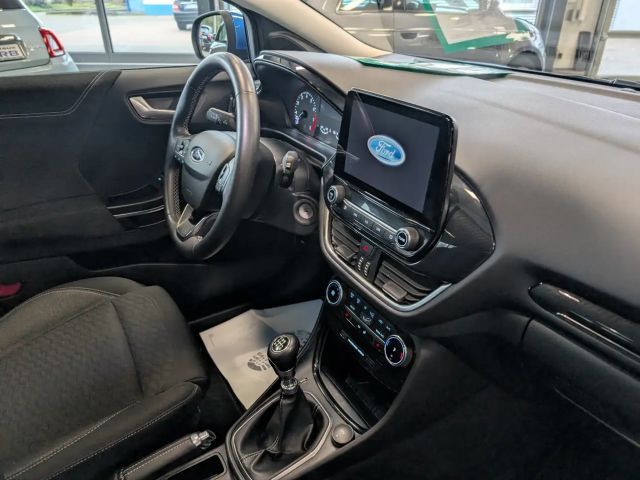 Ford Puma EcoBoost Titanium