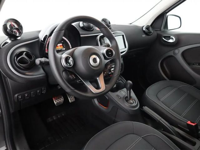 Smart EQ forfour smart EQ forfour NAVI LED Kamera Einparkh. Sitzhzg