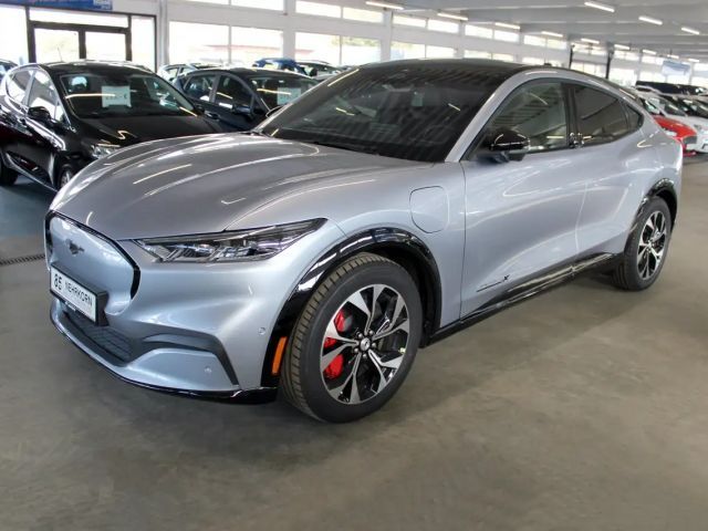 Ford Mustang Mach-E AWD