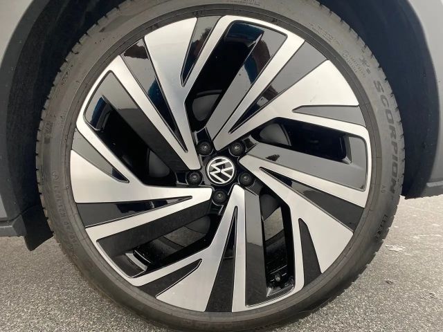 Volkswagen ID.4 Business Performance Pro