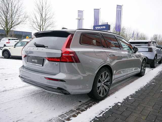Volvo V60 AWD Plus T6