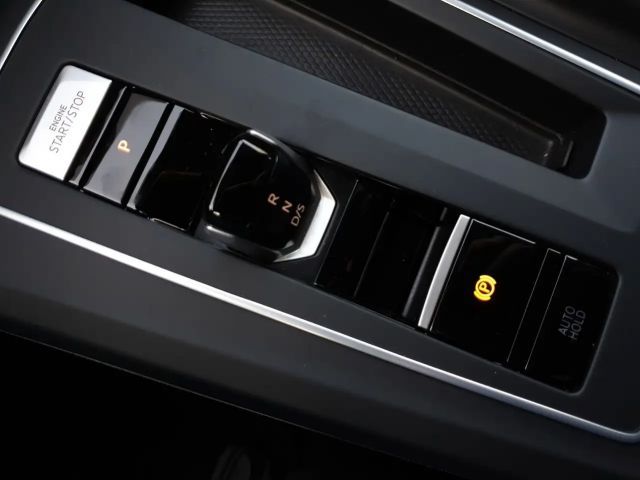 Volkswagen Golf 1.5 TSI Life eHybrid