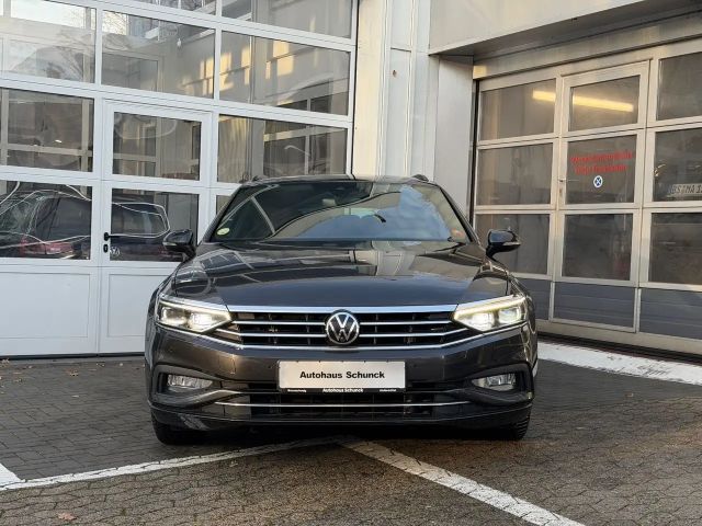 Volkswagen Passat 2.0 TDI DSG IQ.Drive
