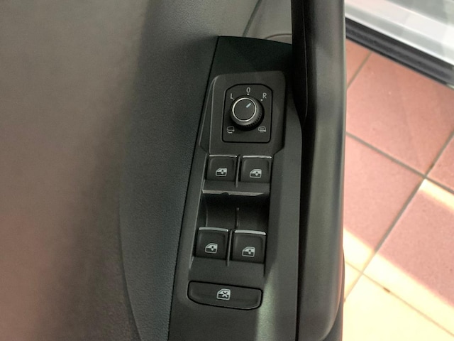 Volkswagen T-Cross T-CROSS 1.0  StyleB 081 TSIM6F