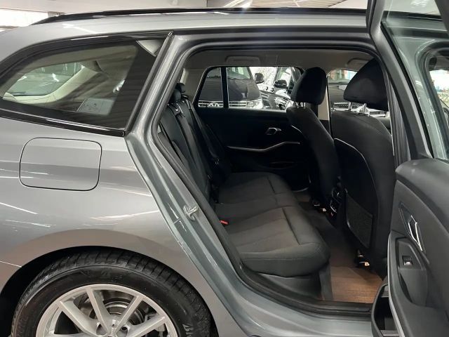 BMW 318 318d Touring