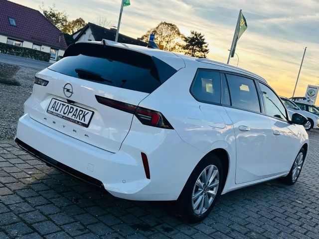 Opel Astra Elegance Sports Tourer