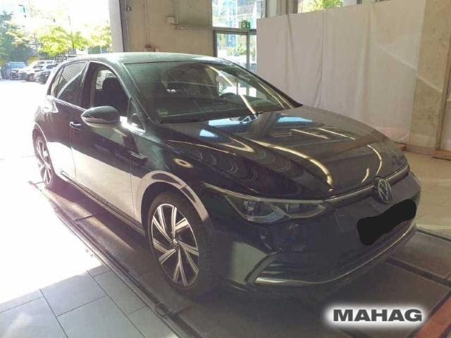 Volkswagen Golf 1.5 eTSI Golf VIII Style
