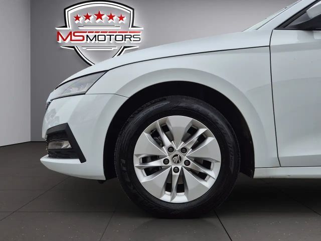 Skoda Octavia 2,0 TDI*DSG*ACC*WERKSGARANTIE*LED*NAVI*KREDIT