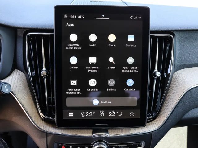 Volvo XC60 AWD Dark Plus