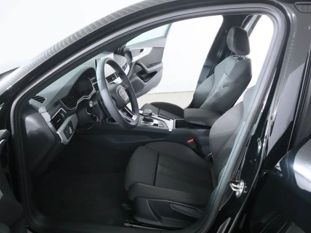 Audi A4 35 TFSI S-Line