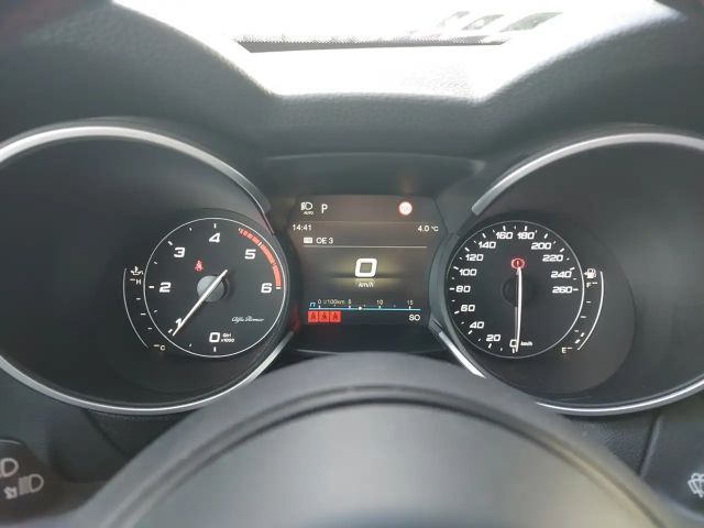 Alfa Romeo Stelvio AWD