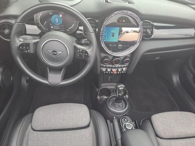 MINI Cooper Cabrio Classic Trim Aut. Navi HiFi RFK