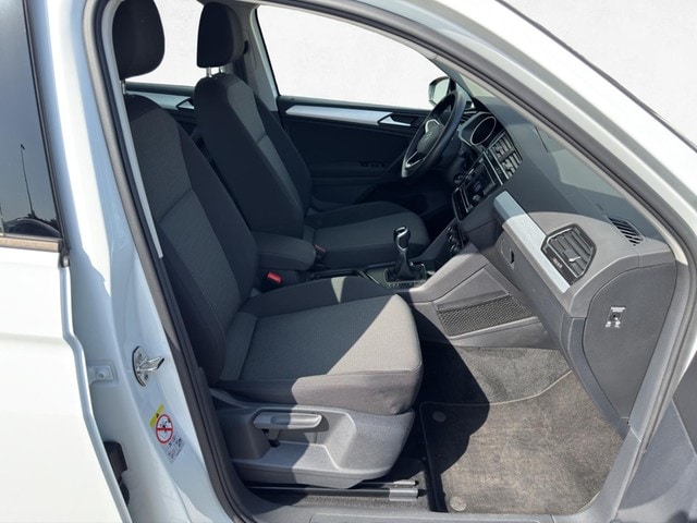 Volkswagen Tiguan Tiguan 1,5 TSI 6-Gang /AHK/Sitzhz/CarPlay/LED