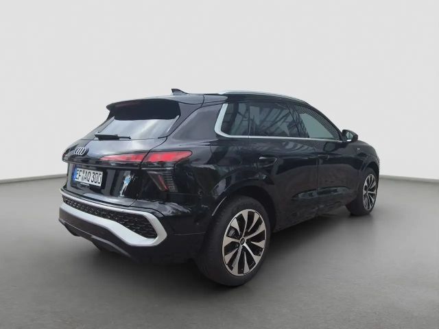 Audi Q3 S-Tronic