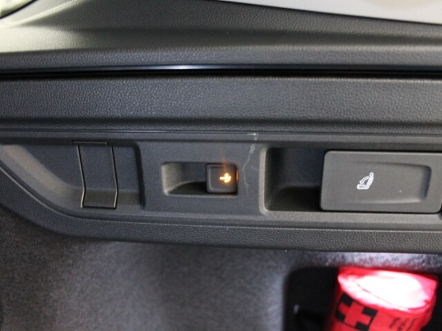 Volkswagen Passat 1.5 eTSI DSG Variant