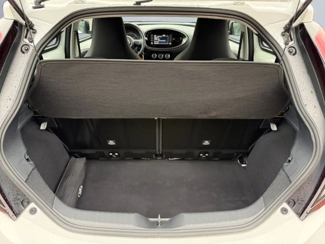 Toyota Aygo X Hatchback Play X-play