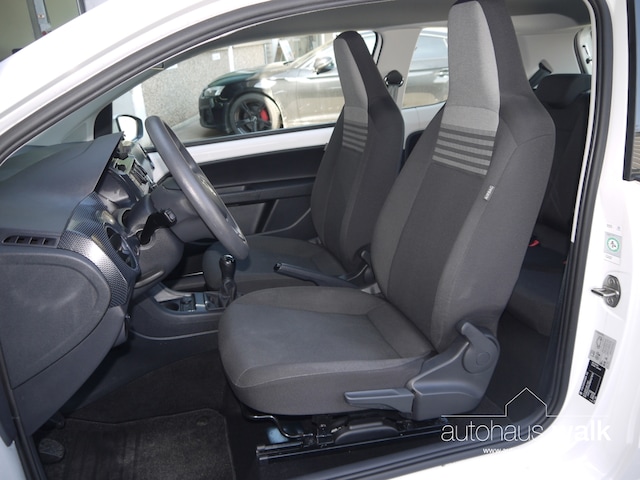 Volkswagen up! Move Move up!