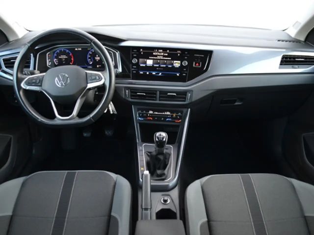 Volkswagen Polo 1.0 TSI IQ.Drive Style