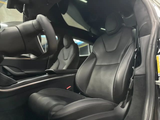 Tesla Model S Plaid