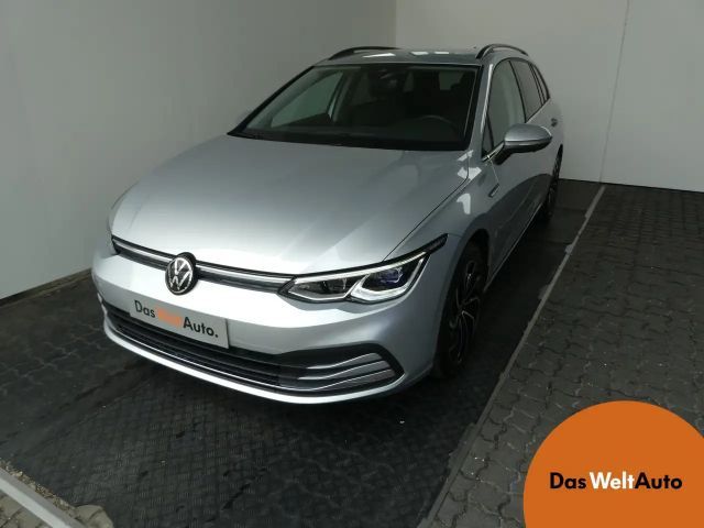 Volkswagen Golf Style Variant