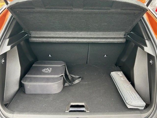 Peugeot E-2008 Active Pack