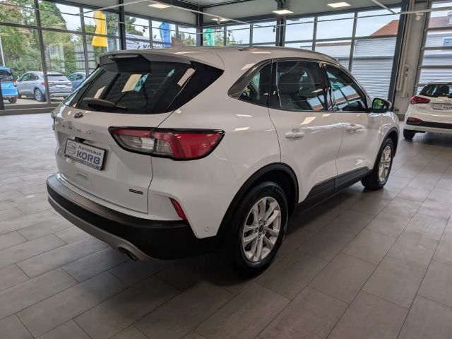 Ford Kuga AWD Hybrid Titanium