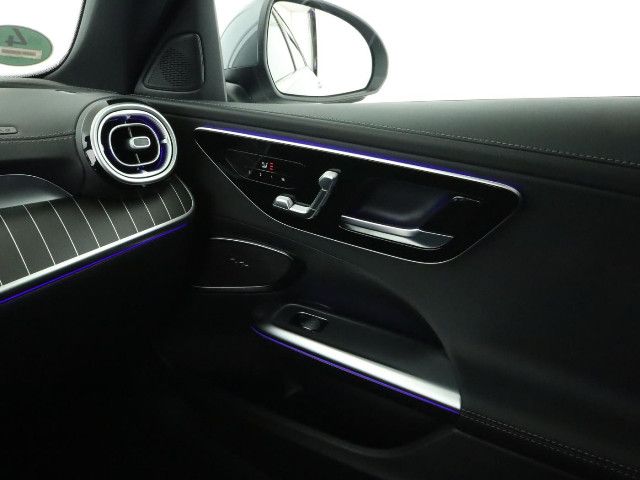 Mercedes-Benz C 220 AMG Line C 220 d Sedan