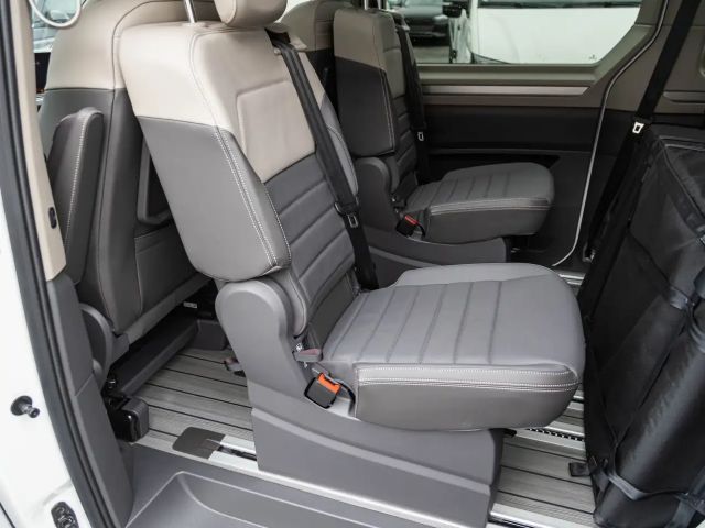 Volkswagen Multivan 2.0 TDI DSG Lang Life T7