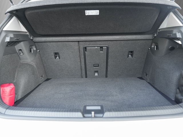 Volkswagen Golf 1.5 eTSI DSG