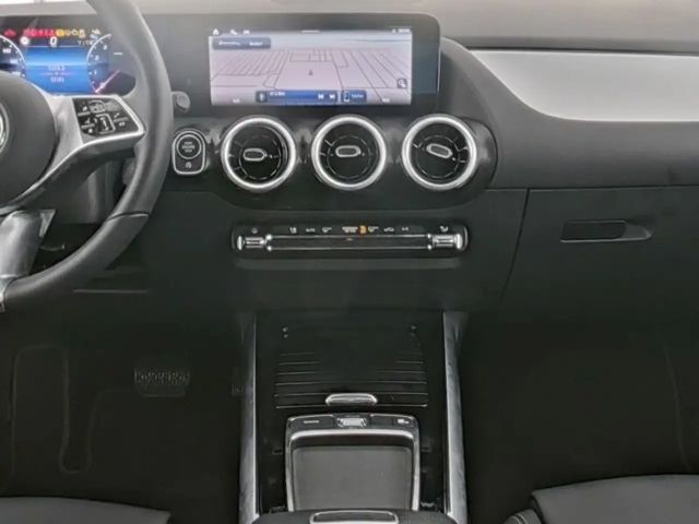 Mercedes-Benz B 220 4MATIC Progressive