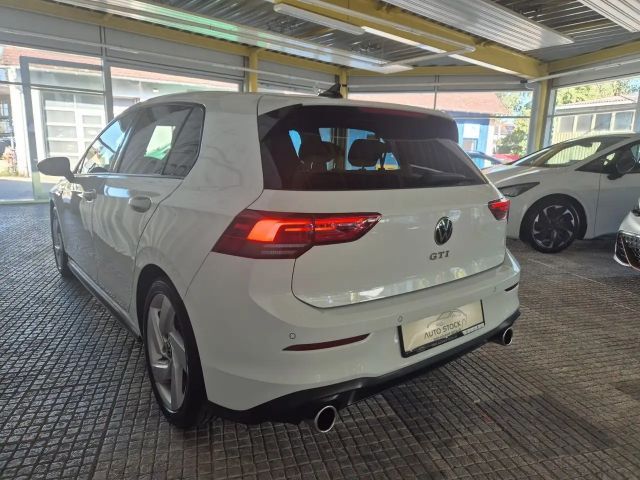 Volkswagen Golf 2.0 TSI GTI