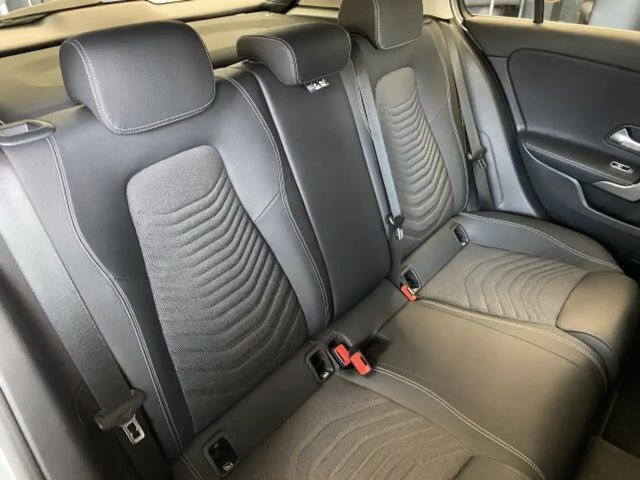 Mercedes-Benz A 180 Progressive