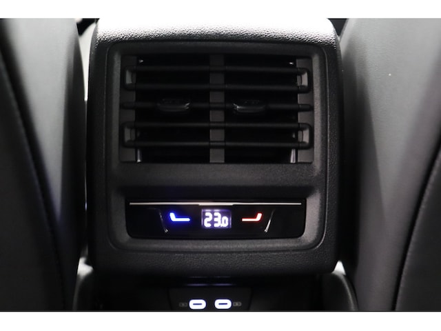 Volkswagen Golf 2.0 TDI DSG R-Line Variant