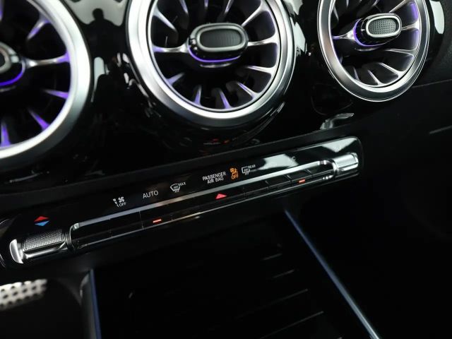 Mercedes-Benz B 220 AMG Line B 220 d