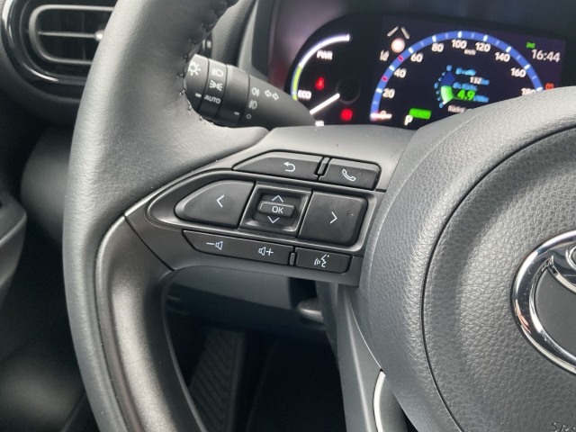 Toyota Yaris Cross 5-deurs Team D