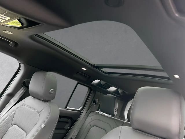 Land Rover Defender 110 D300 SE