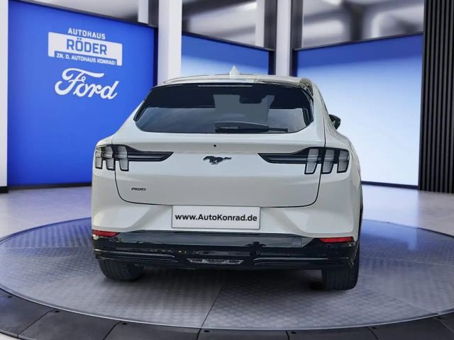 Ford Mustang Mach-E AWD