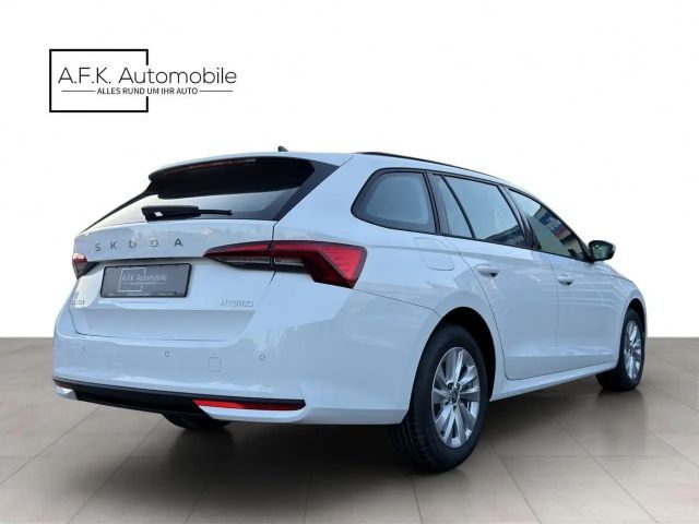 Skoda Octavia 1.5 TSI Combi Drive