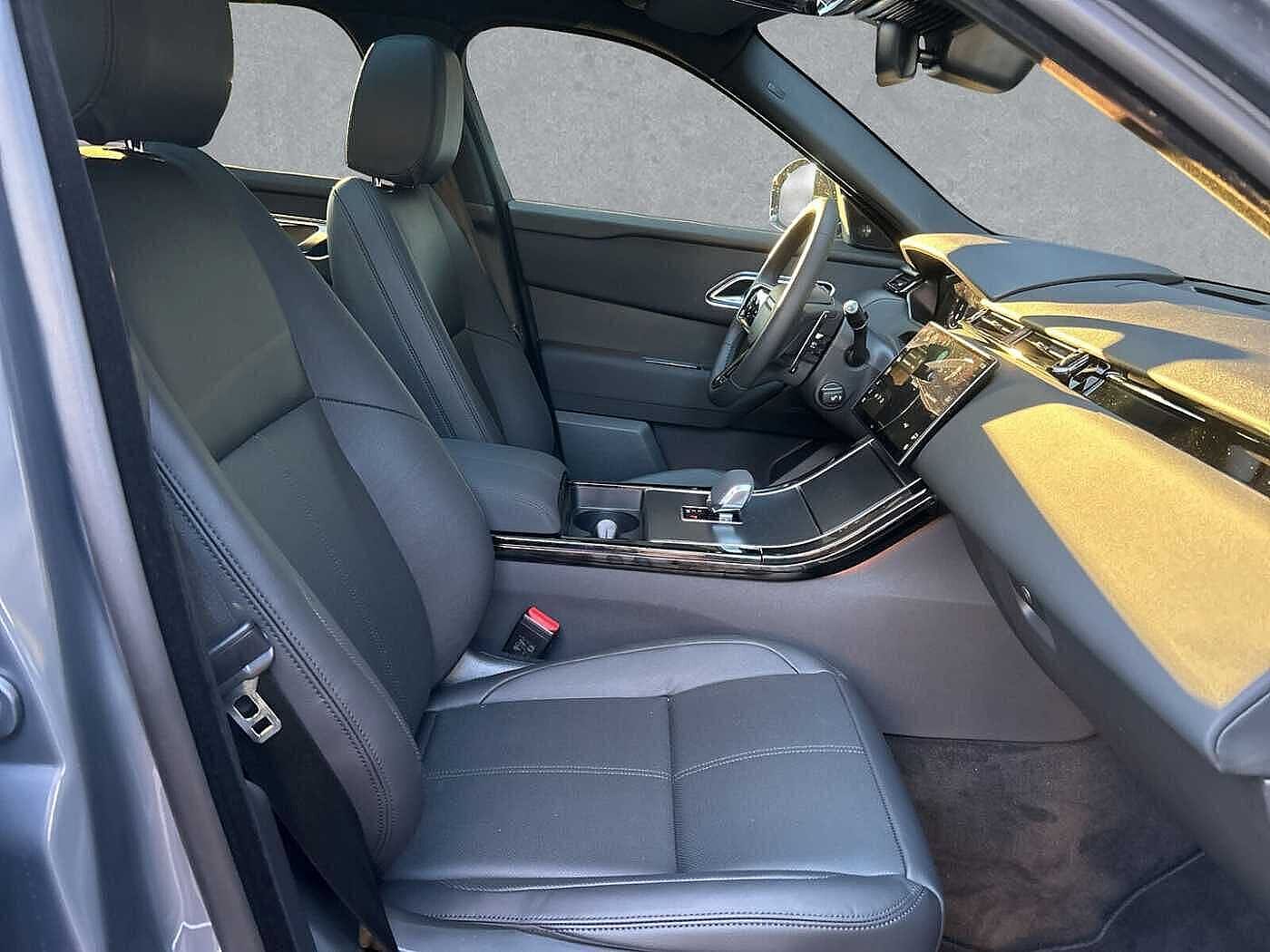 Land Rover Range Rover Velar Dynamic SE