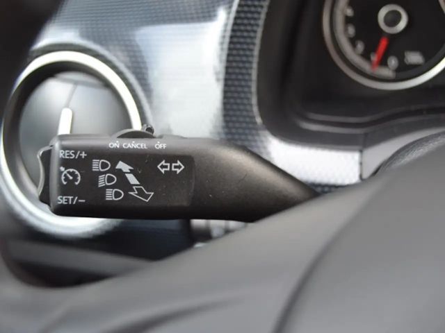 Volkswagen up! Move Move up!