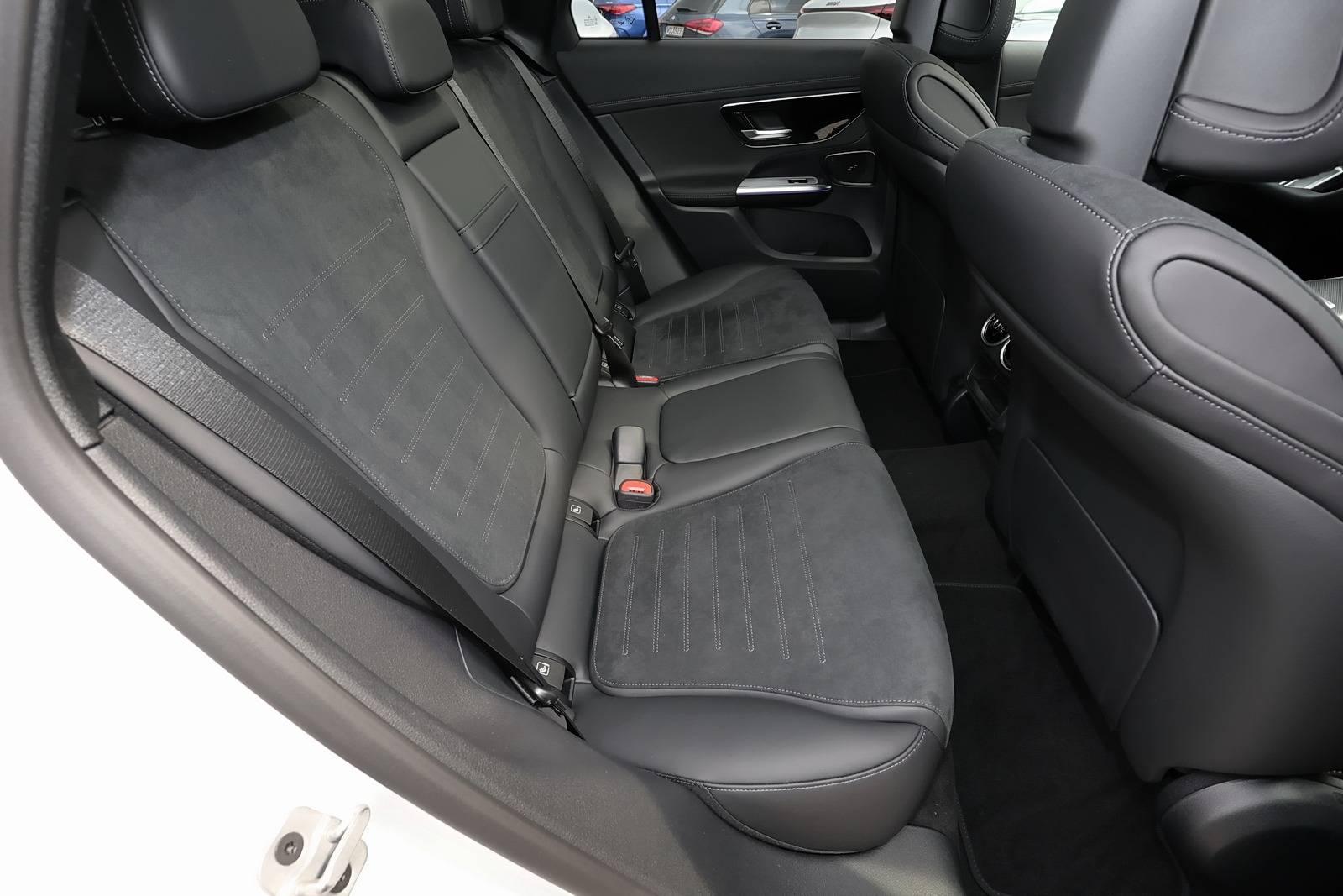 Mercedes-Benz GLC 300 AMG Line GLC 300 d