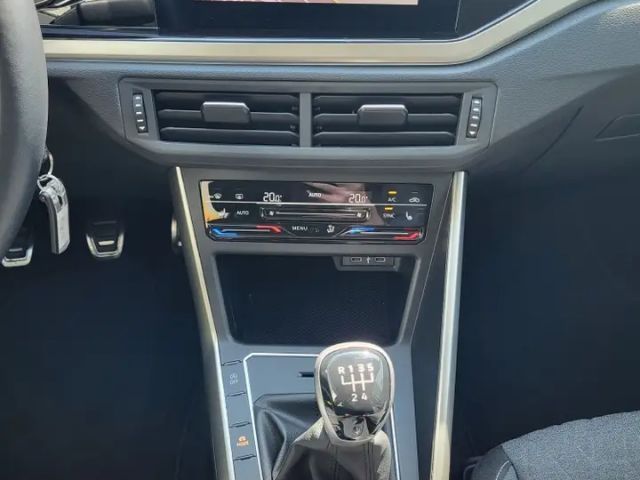 Volkswagen Polo Move