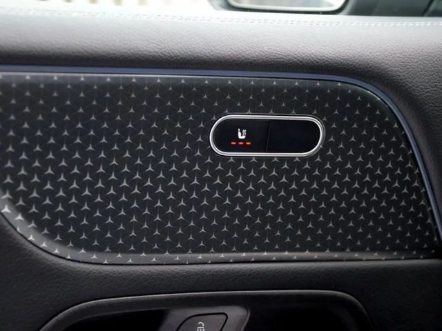 Mercedes-Benz GLB 180 GLB 180 Aut. *AHK*RFK*LED*