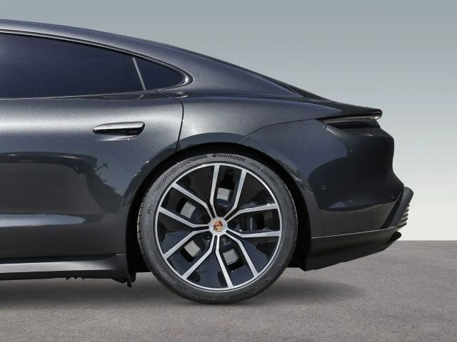 Porsche Taycan Performance Plus