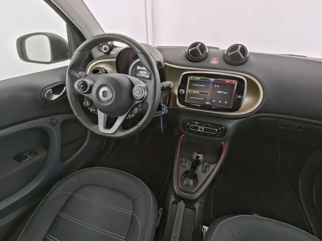 Smart EQ fortwo Coupe Prime